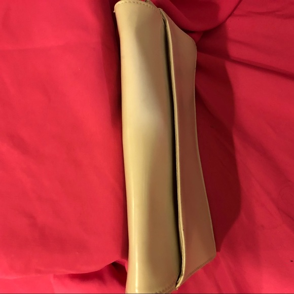 Cream Nine West Purse - Picture 5 of 8